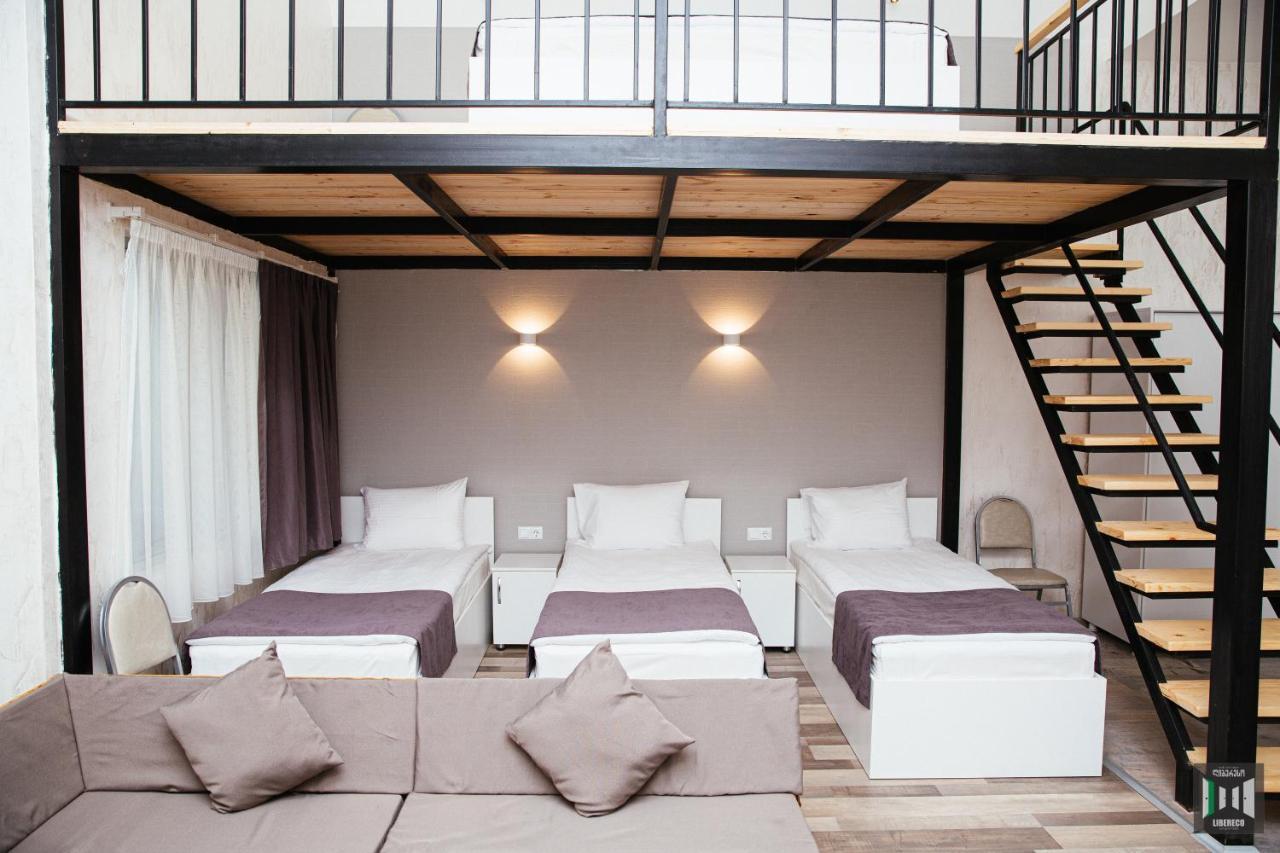Libereco Aparthotel Batoemi Buitenkant foto