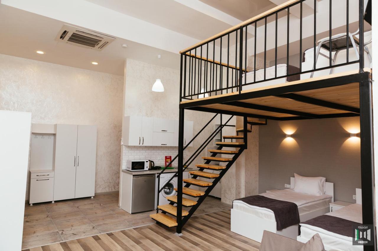 Libereco Aparthotel Batoemi Buitenkant foto
