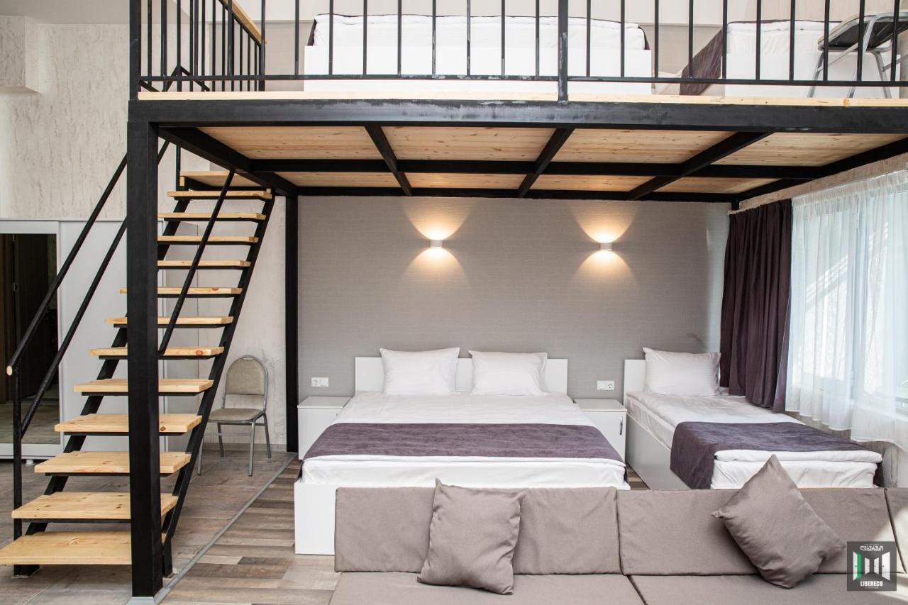 Libereco Aparthotel Batoemi Buitenkant foto