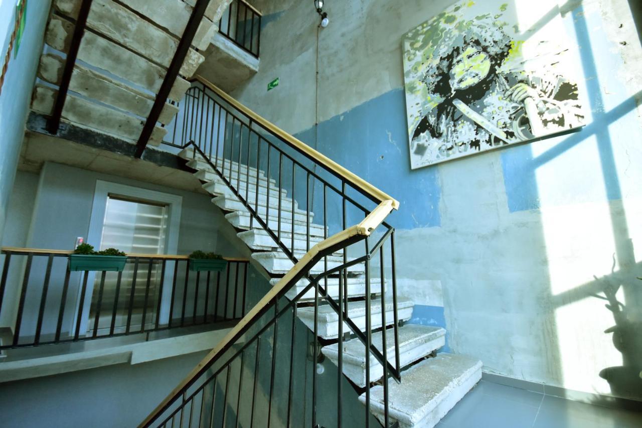 Libereco Aparthotel Batoemi Buitenkant foto