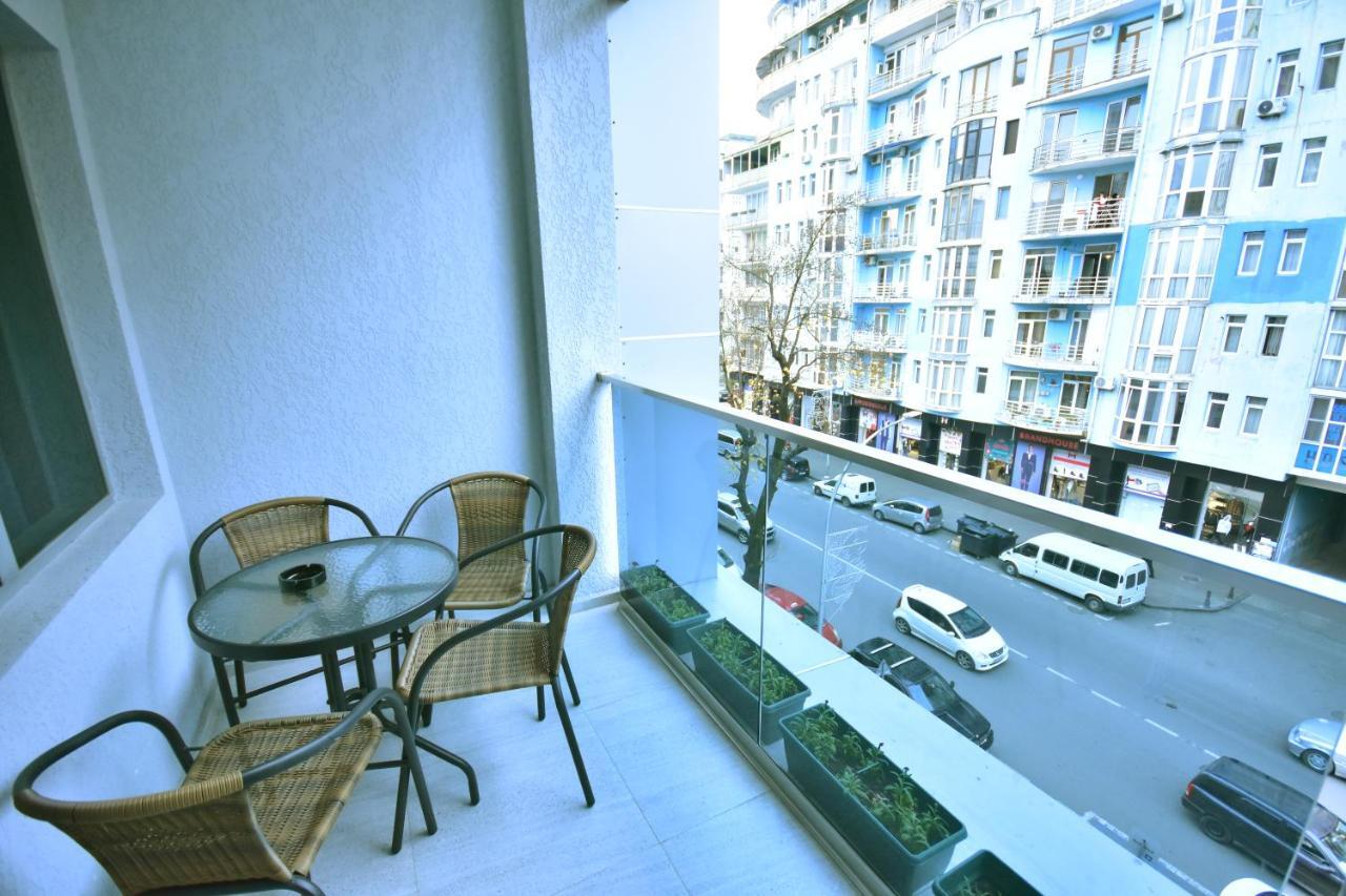 Libereco Aparthotel Batoemi Buitenkant foto