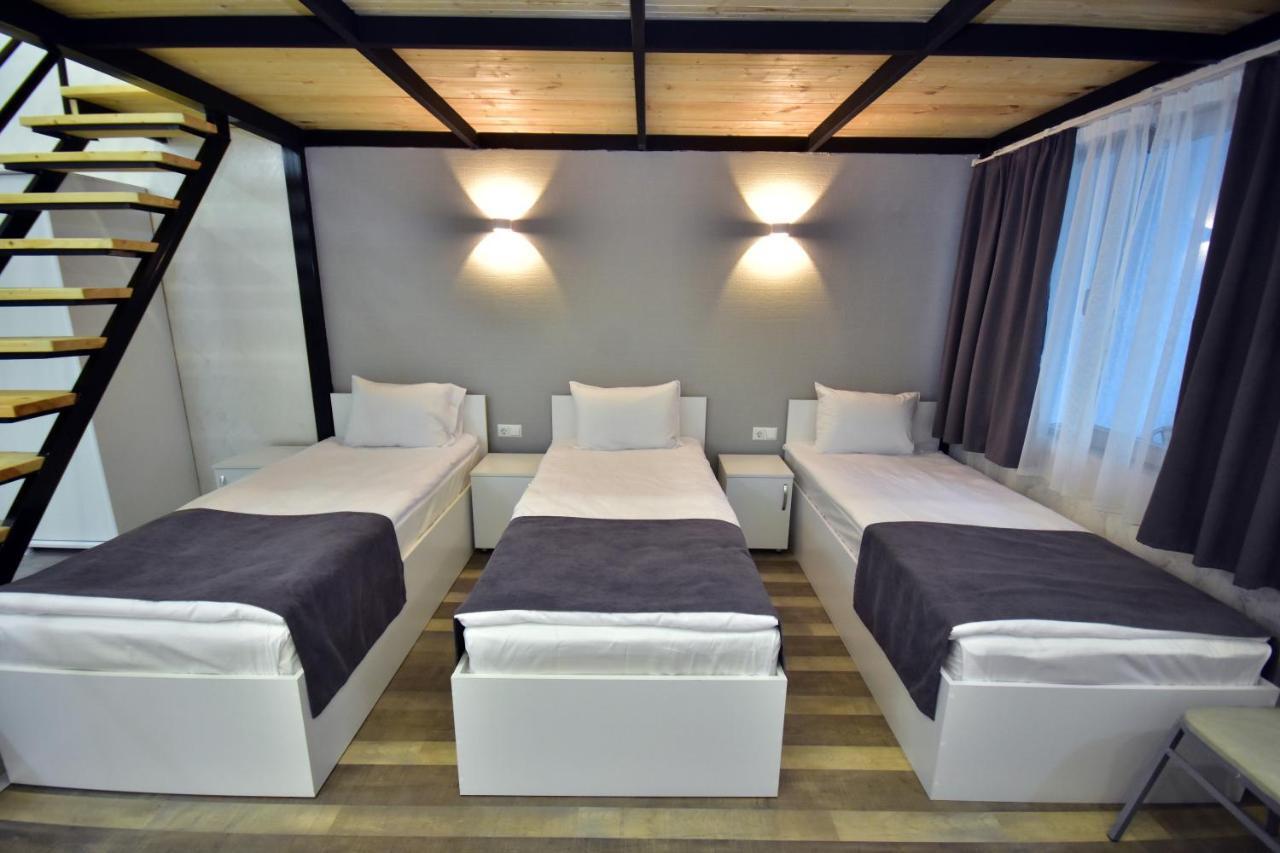 Libereco Aparthotel Batoemi Buitenkant foto