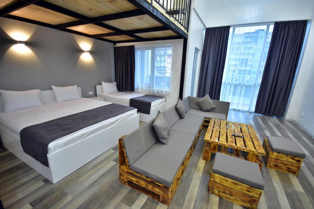 Libereco Aparthotel Batoemi Buitenkant foto